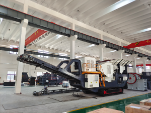 移動(dòng)破碎機(jī)破碎建筑垃圾使其再次利用 價(jià)格是多少